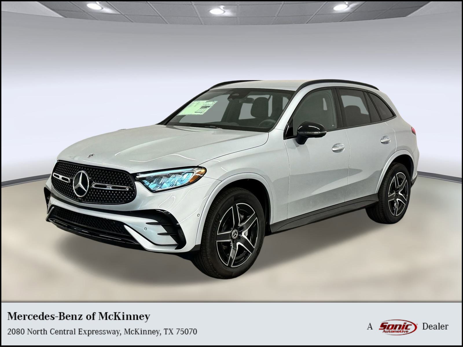 2025 Mercedes-Benz GLC Base's photo