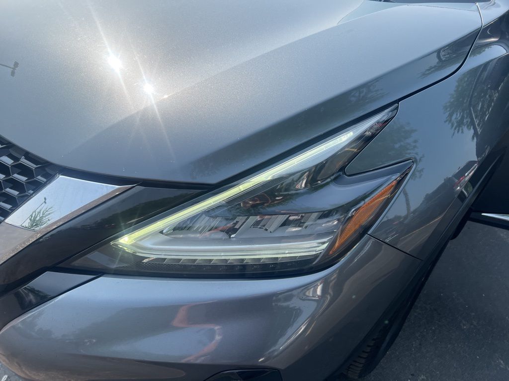 2019 Nissan Murano SV photo 21