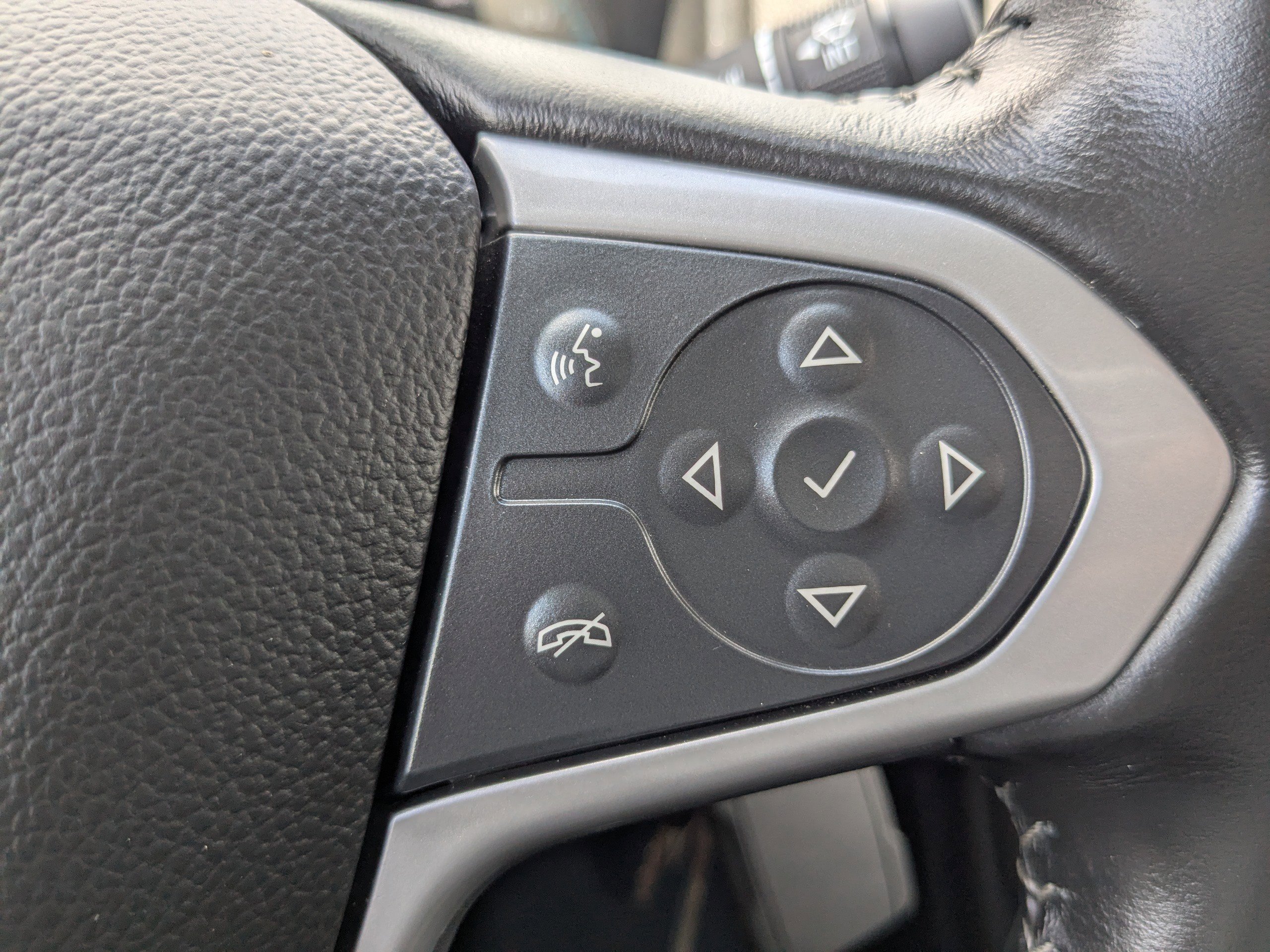 2022 Chevrolet Colorado LT photo 21