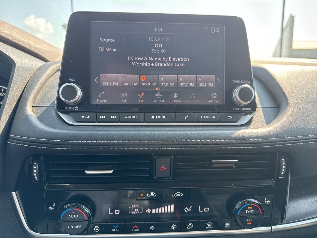 2021 Nissan Rogue SL photo 22