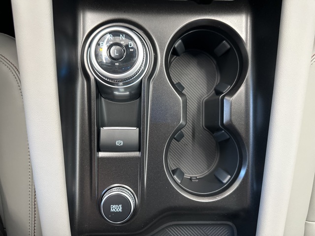 2025 Ford Explorer photo 20