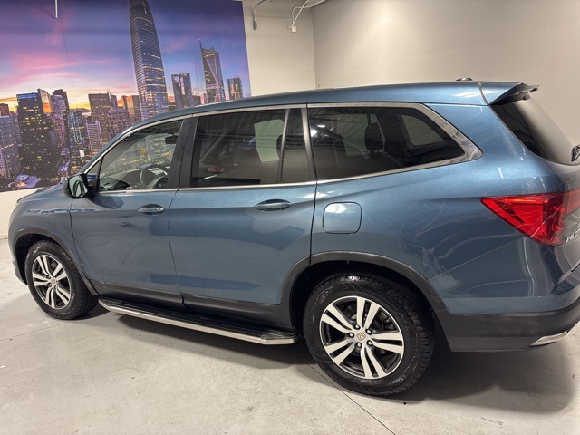 2016 Honda Pilot EX-L photo 3