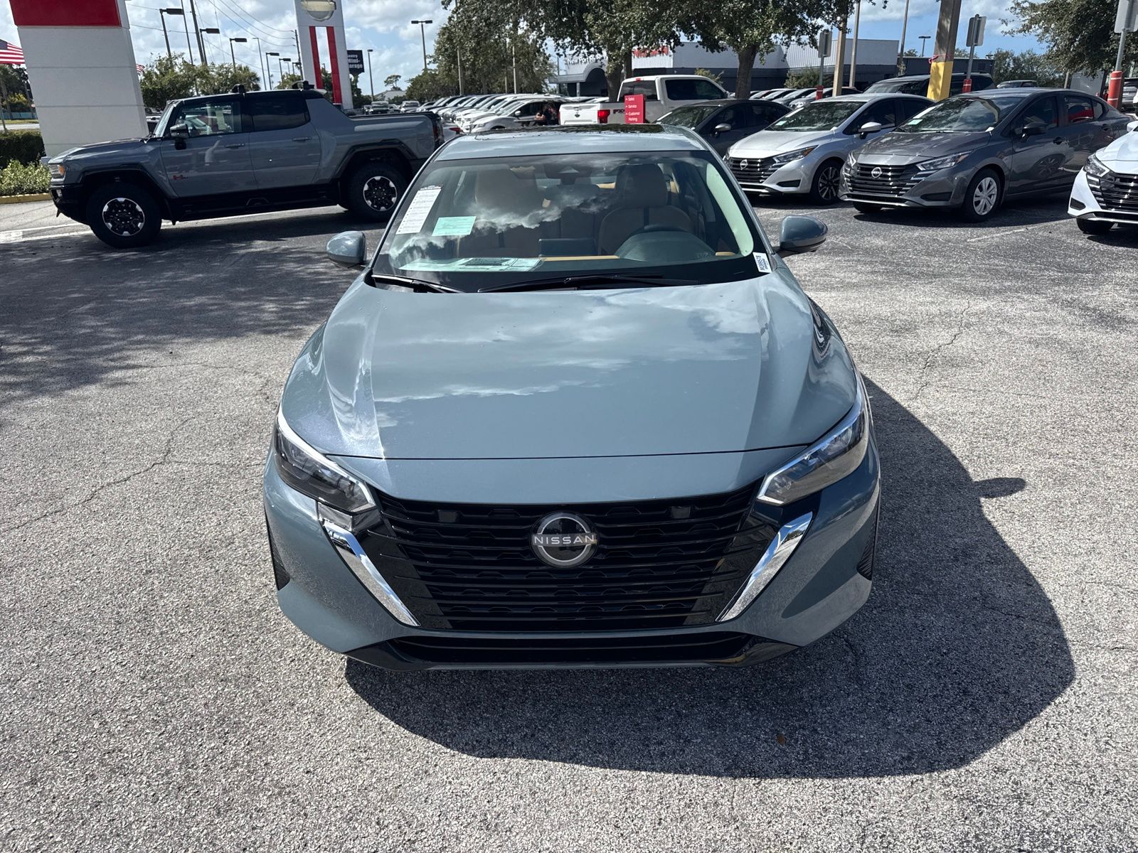 2025 Nissan Sentra SV photo 3