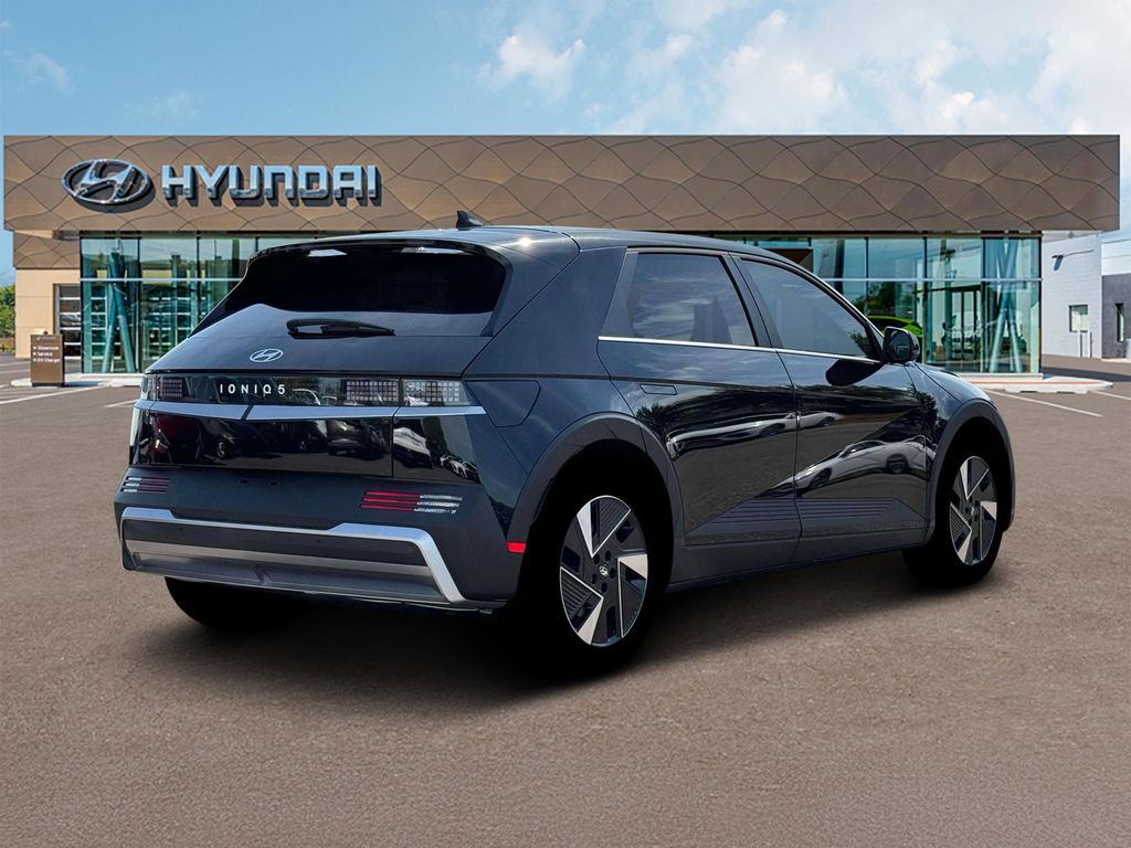 2025 Hyundai Ioniq 5 SE Standard Range photo 8