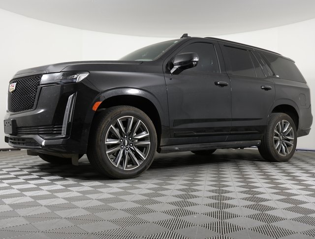 2024 Cadillac Escalade Sport's photo