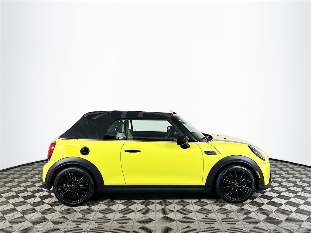 2023 Mini Cooper Convertible S photo 4