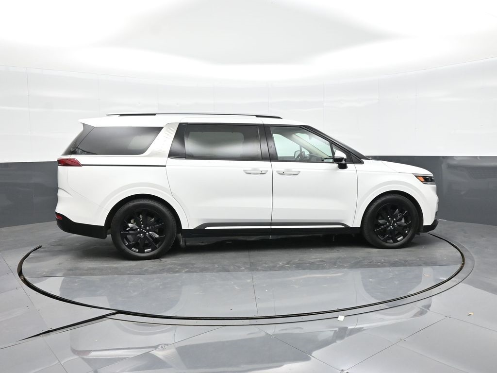 2024 Kia Carnival SX Prestige photo 17
