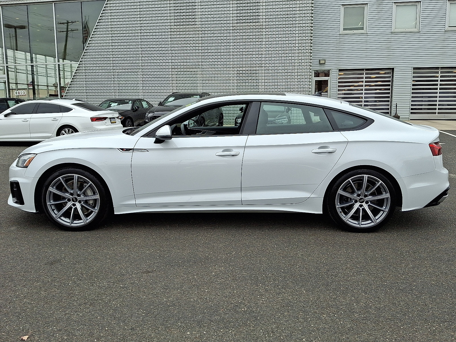 2025 Audi A5 45 S line Premium photo 3