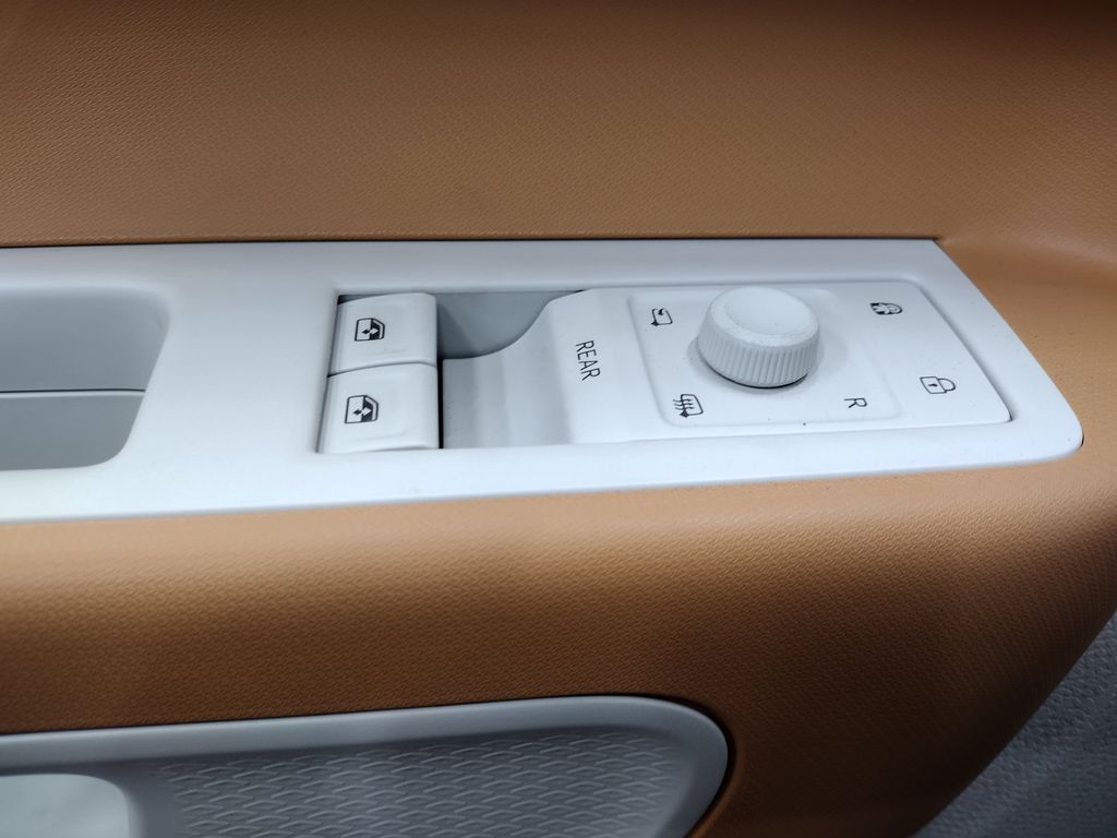 2025 Volkswagen ID. Buzz photo 20