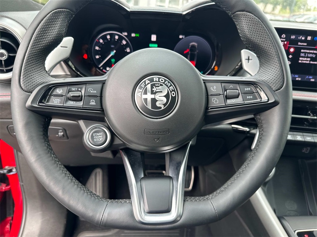 2025 Alfa Romeo Tonale Tributo Italiano photo 21
