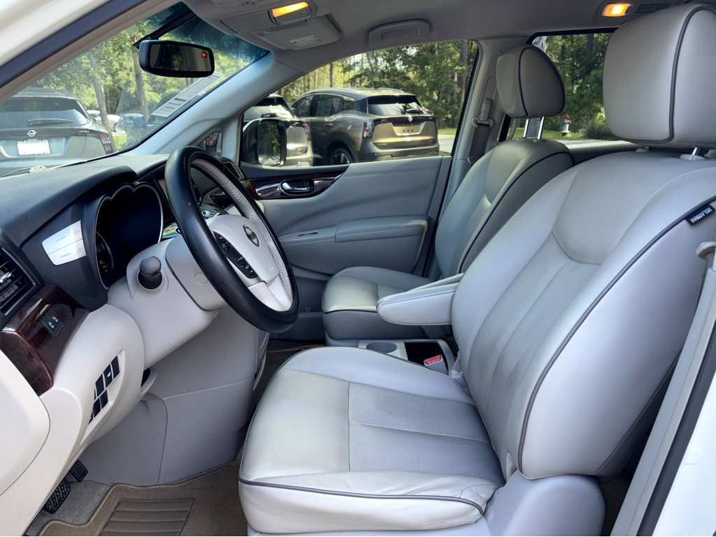 2015 Nissan Quest SL photo 20
