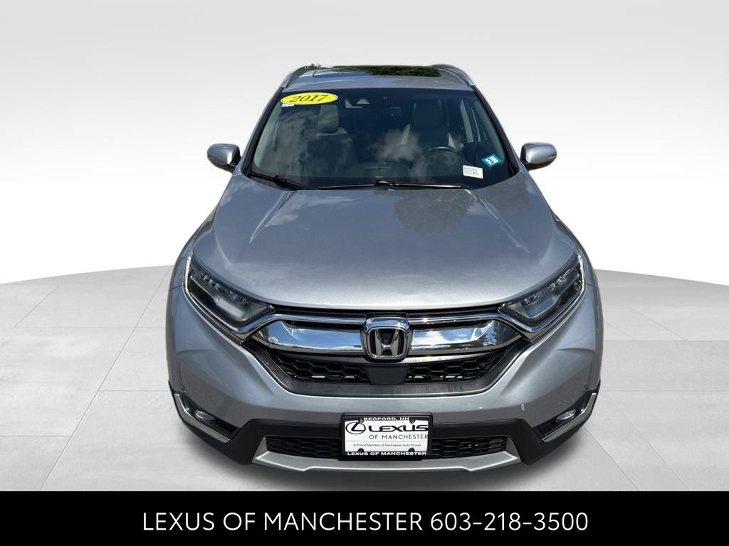 2017 Honda CR-V Touring photo 2