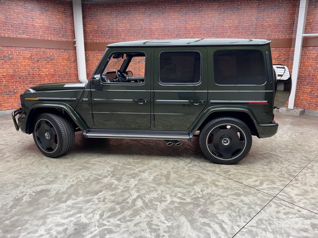 2025 Mercedes Benz G 63 AMG photo 2
