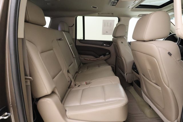 2015 Chevrolet Suburban LTZ photo 25