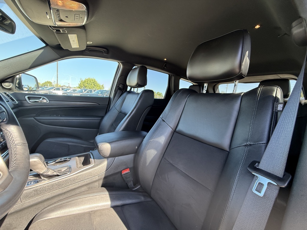 2021 Jeep Grand Cherokee Laredo X photo 13