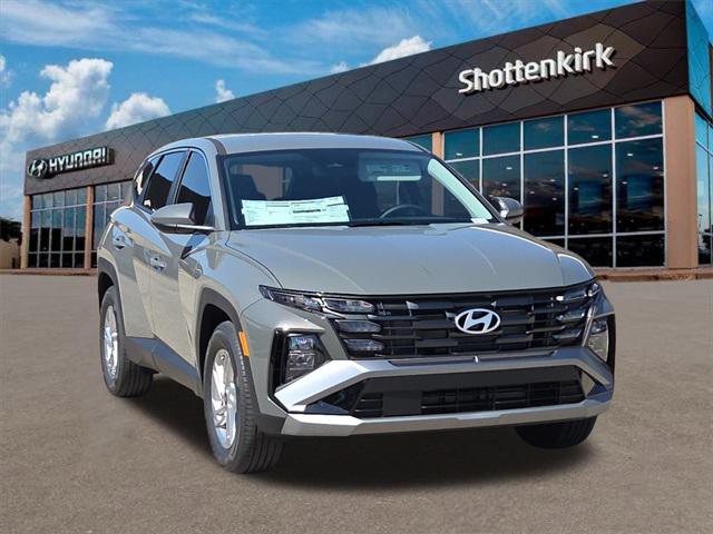 2026 Hyundai Tucson SE photo 2