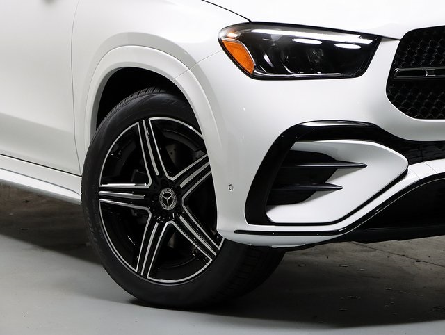 2026 Mercedes Benz GLE 450 4MATIC photo 3
