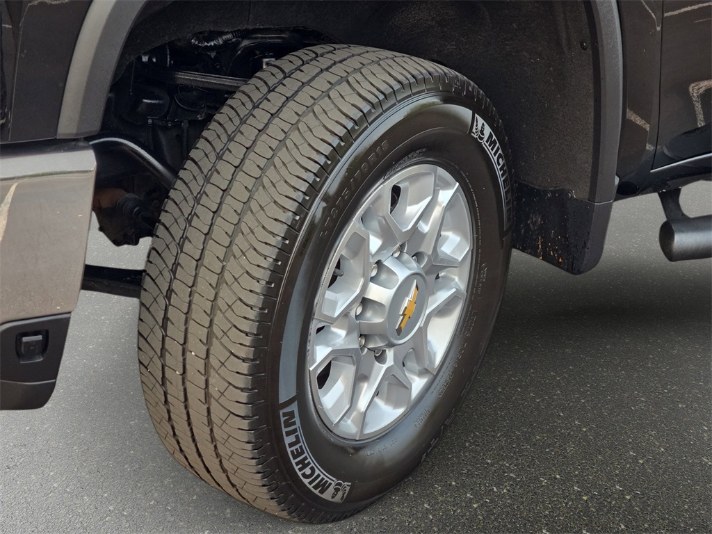 2024 Chevrolet Silverado 2500HD LTZ photo 30