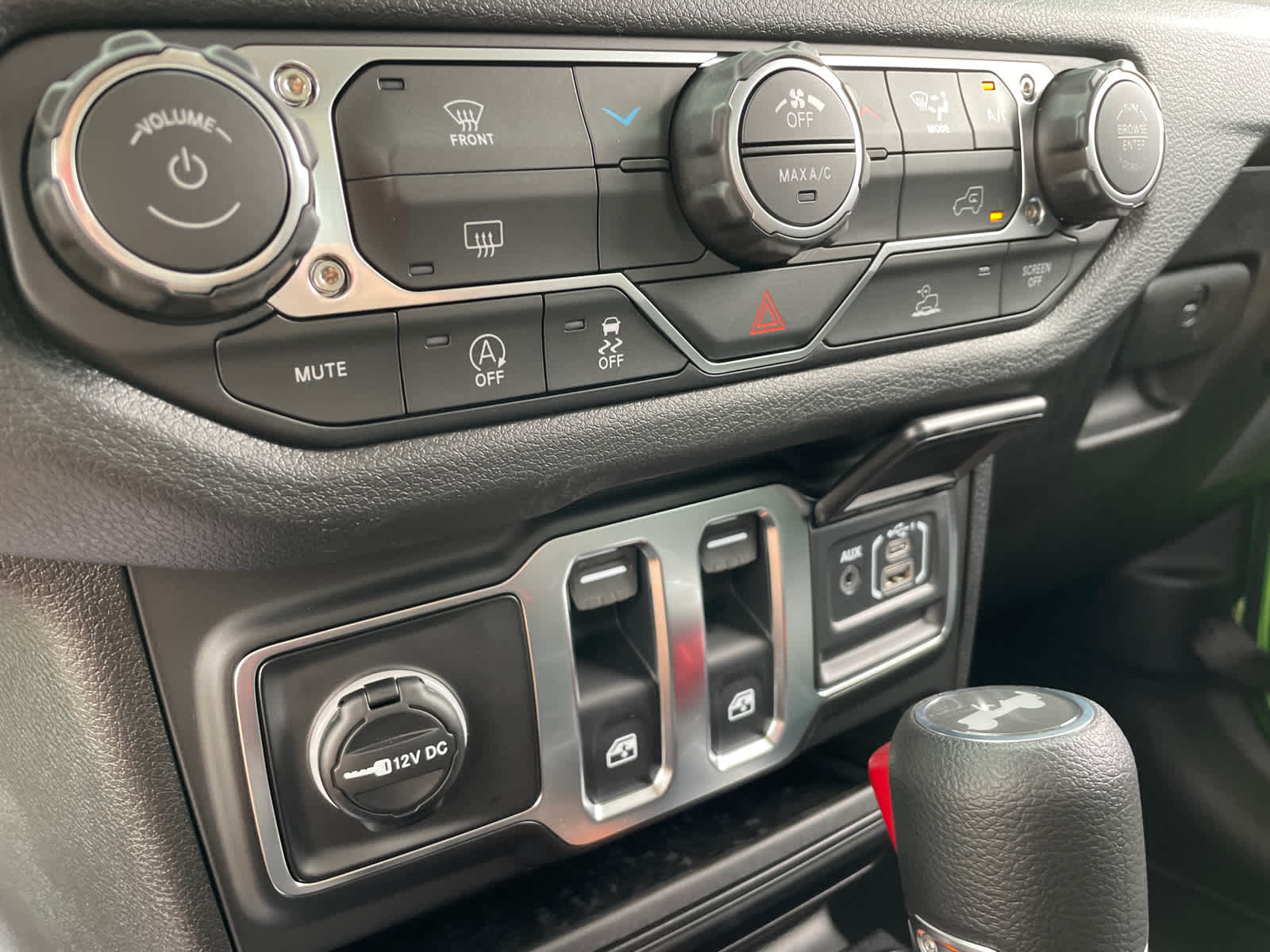 2025 Jeep Wrangler Sport photo 20