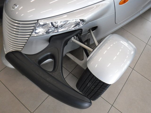 2000 Plymouth Prowler Base photo 20
