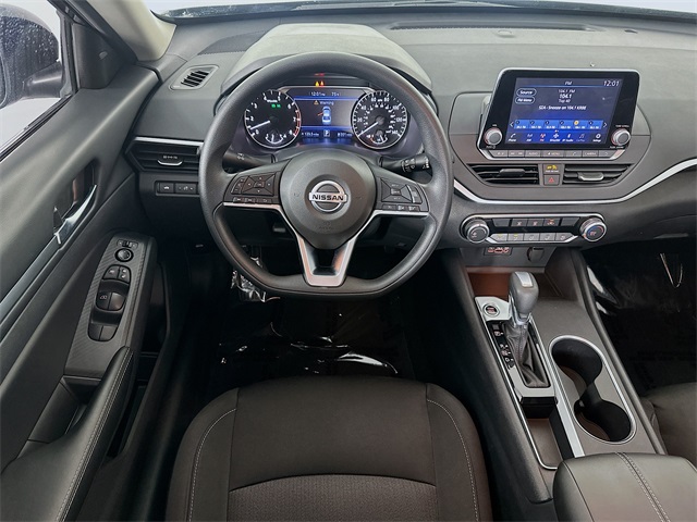 2024 Nissan Sentra SV photo 22