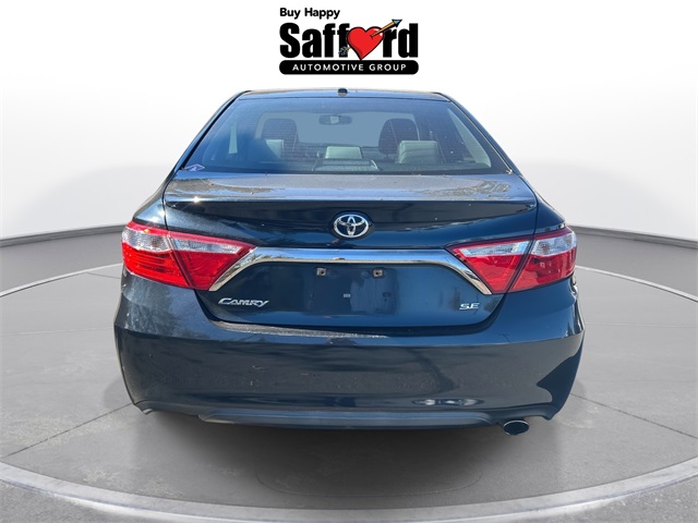 2015 Toyota Camry LE photo 8