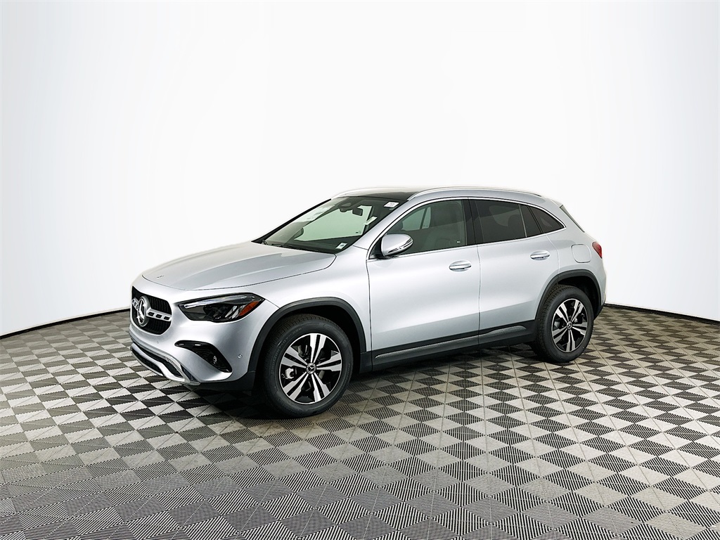 2026 Mercedes Benz GLA 250 4MATIC photo 2