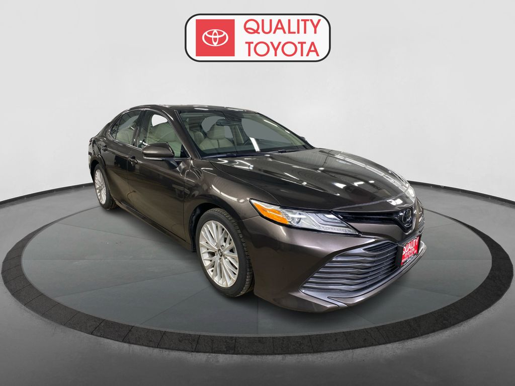 Used 2020 Toyota Camry XLE with VIN 4T1F11AK6LU876030 for sale in Fergus Falls, Minnesota