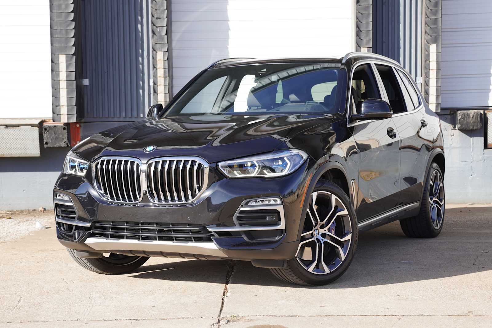 2020 BMW X5 40i's photo