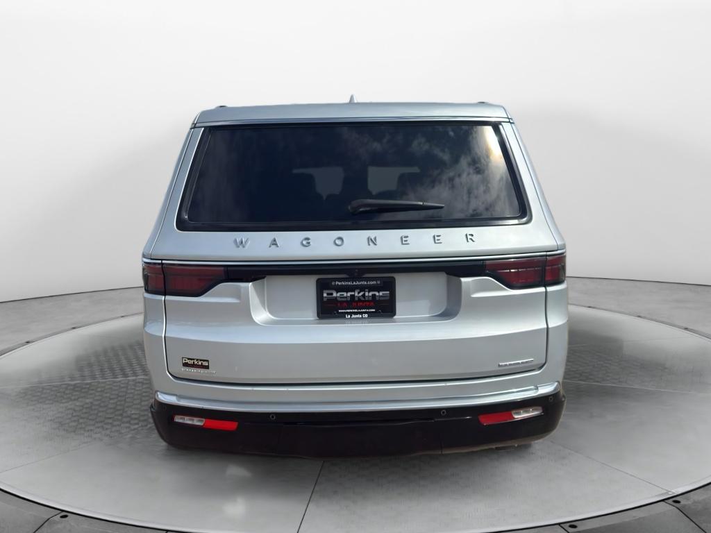 2023 Jeep Wagoneer Series III photo 6