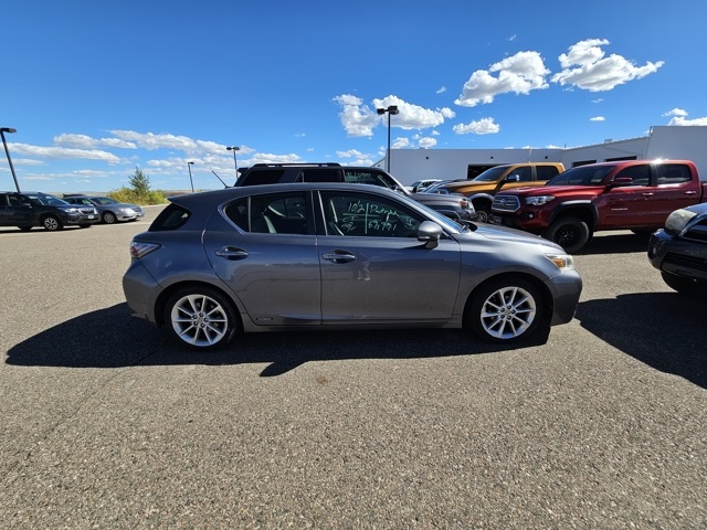 2012 Lexus CT 200h photo 3