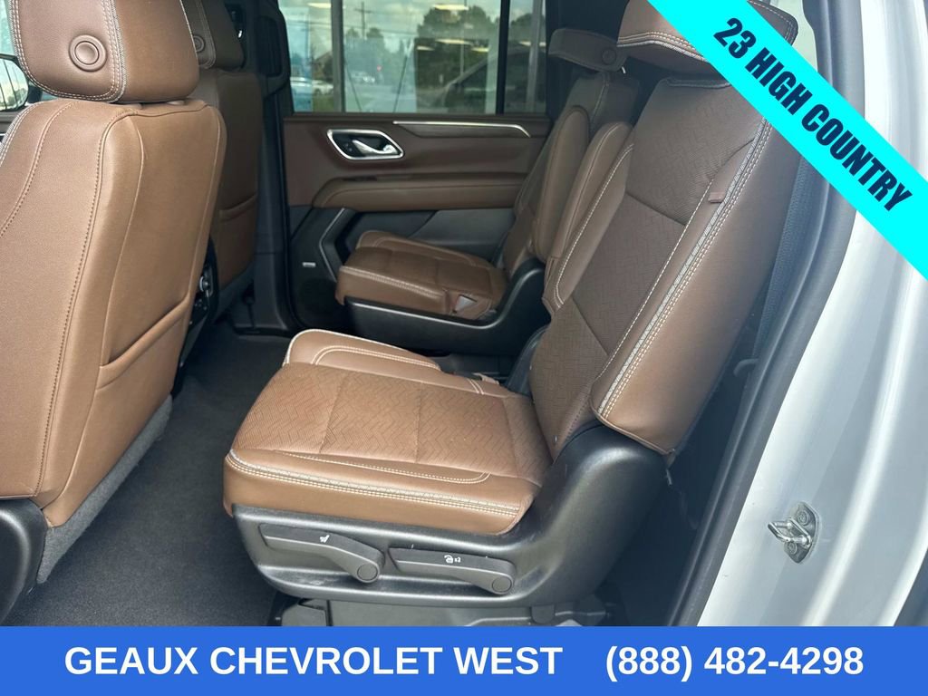 2023 Chevrolet Suburban High Country photo 24