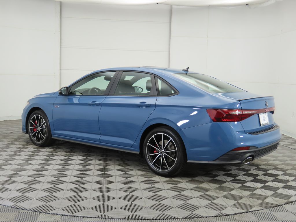 2026 Volkswagen Jetta GLI 2.0T Autobahn photo 7