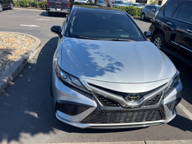 2023 Toyota Camry XSE V6 photo 6