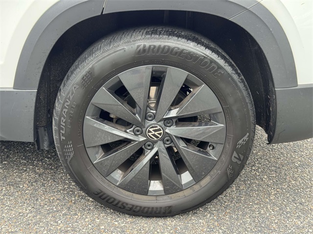 2022 Volkswagen Taos S photo 12
