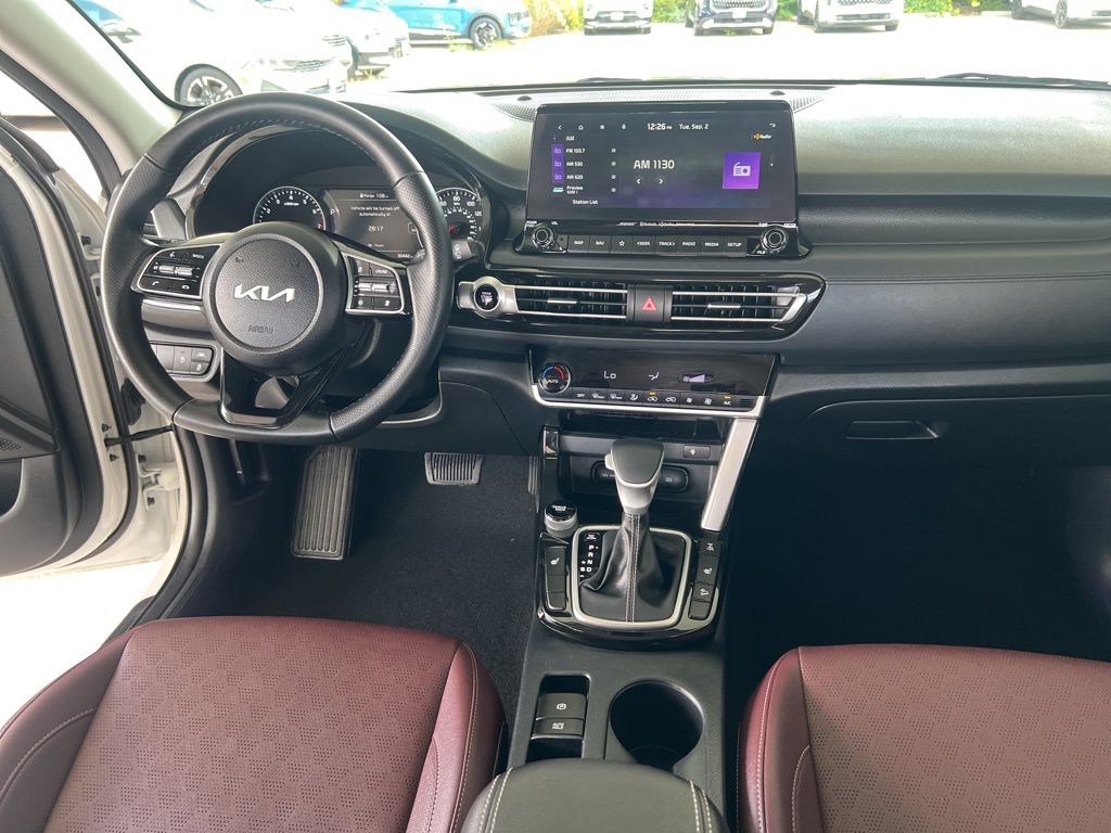 2023 Kia Seltos SX photo 15