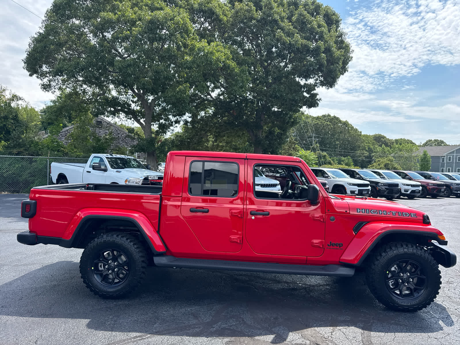 2025 Jeep Gladiator Sport photo 3