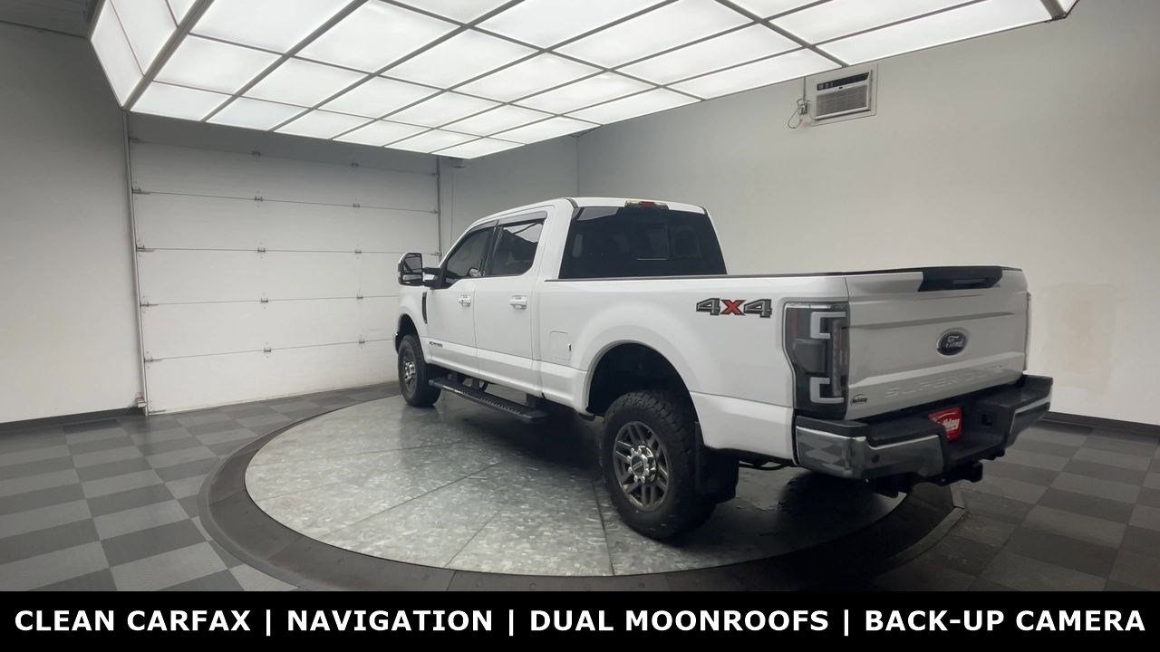 2019 Ford F-250 Lariat photo 2