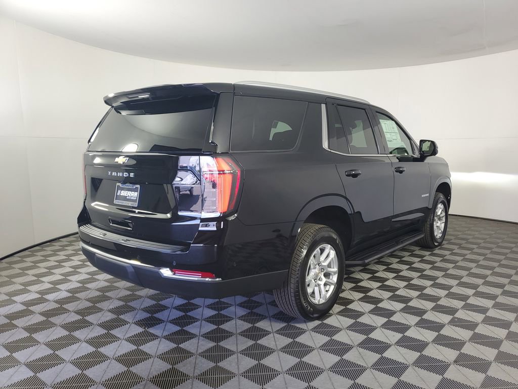 2026 Chevrolet Tahoe LS photo 4