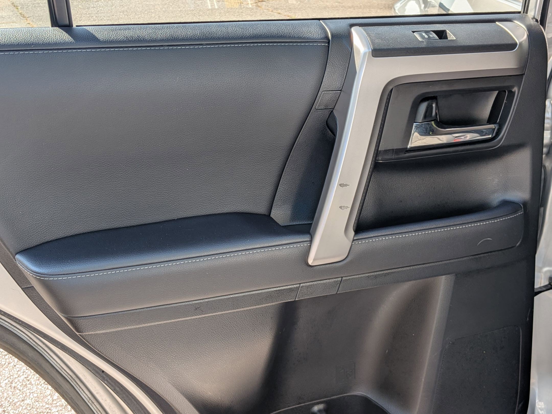 2022 Toyota 4Runner SR5 Premium photo 25