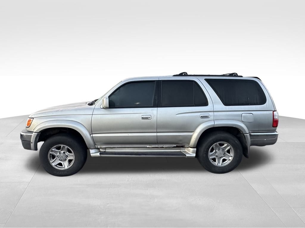 2001 Toyota 4Runner SR5 4WD photo 2