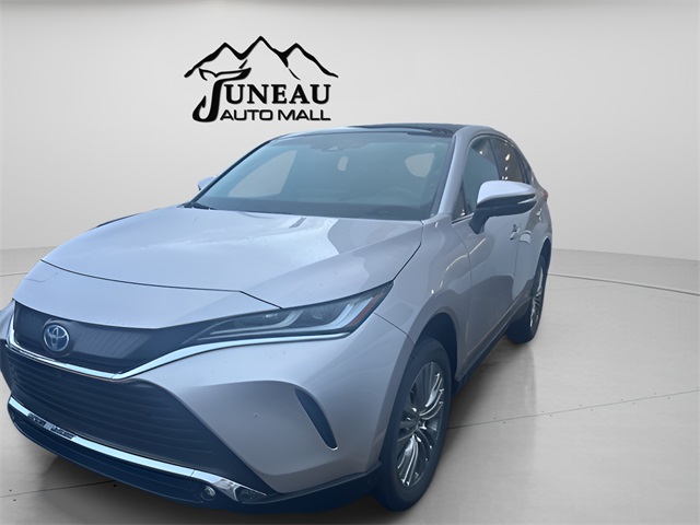 2024 Toyota Venza Limited photo 2