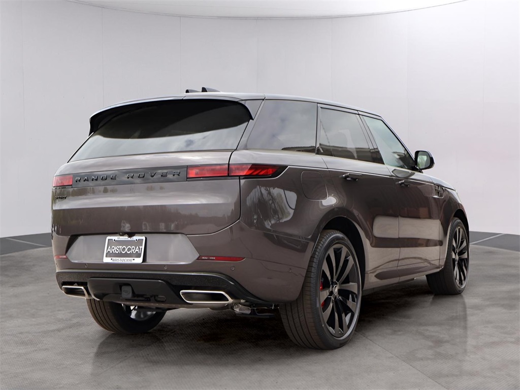 2025 Land Rover Range Rover Sport SE photo 5