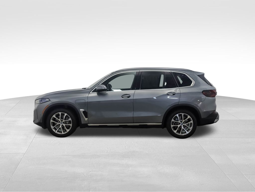 Used 2025 BMW X5 50e with VIN 5UX43EU02S9Z15476 for sale in Minneapolis, Minnesota