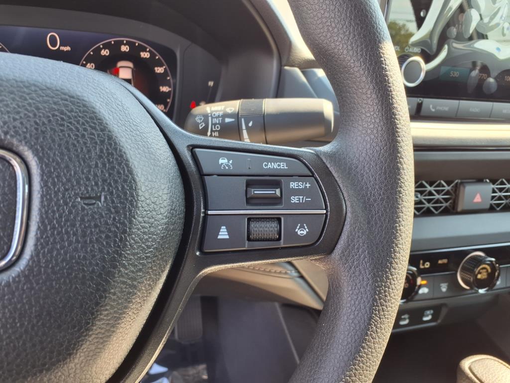 2025 Honda Accord LX photo 12