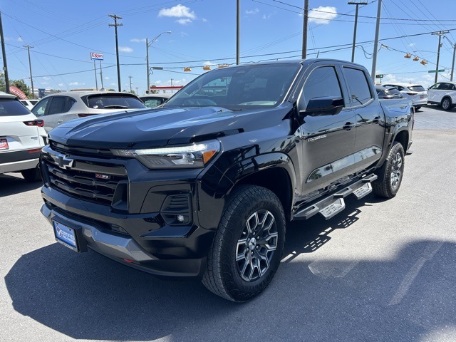 2024 Chevrolet Colorado Z71 photo 3