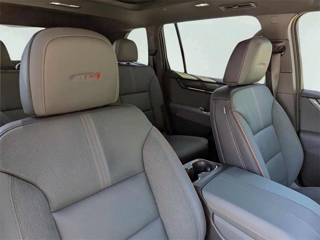 2026 Gmc Acadia AT4 photo 18