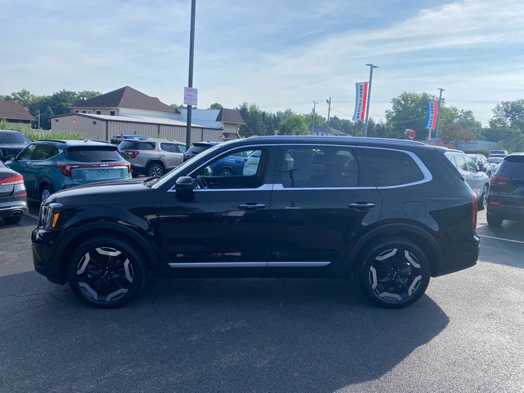 2023 Kia Telluride S photo 4