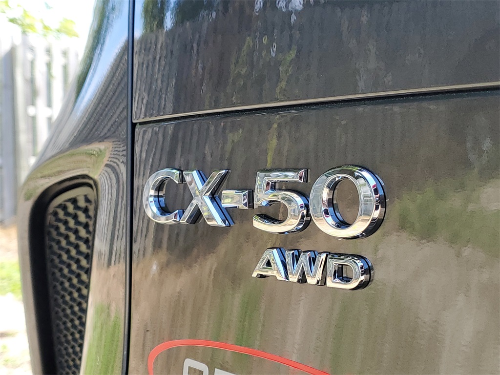 2025 Mazda CX-50 Premium photo 6