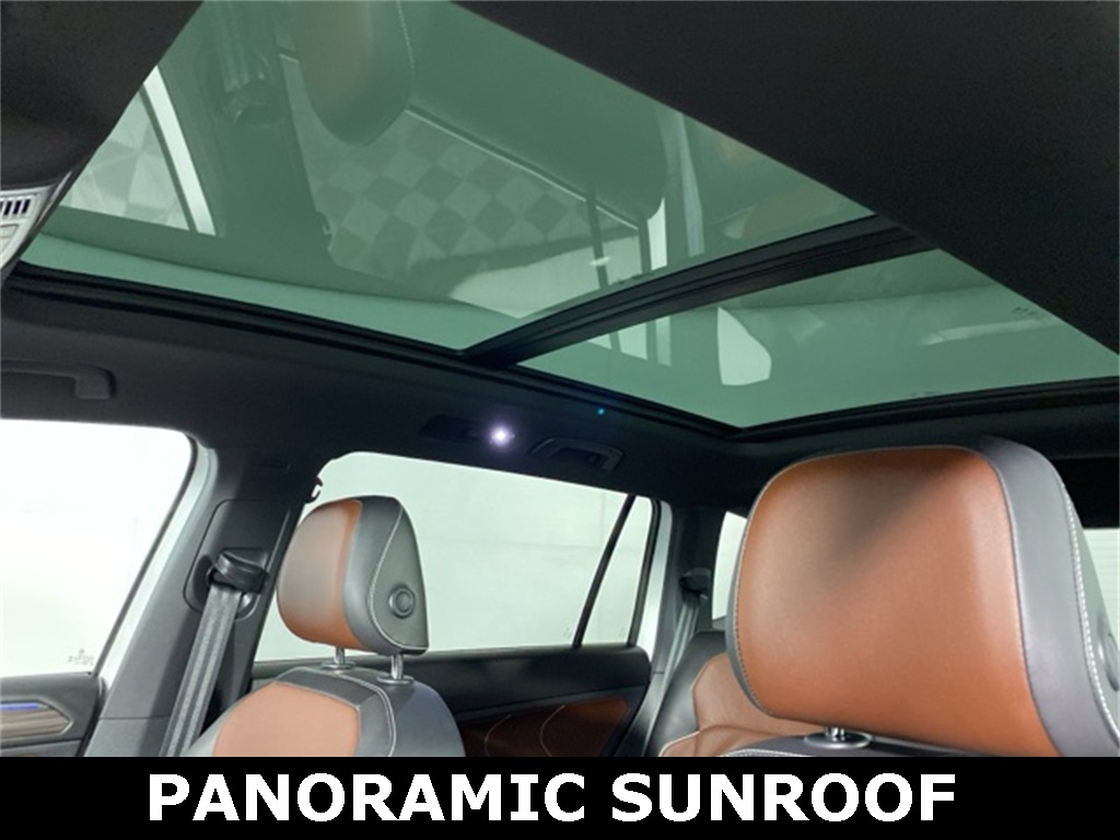 2024 Volkswagen Tiguan SEL R-Line Black photo 3